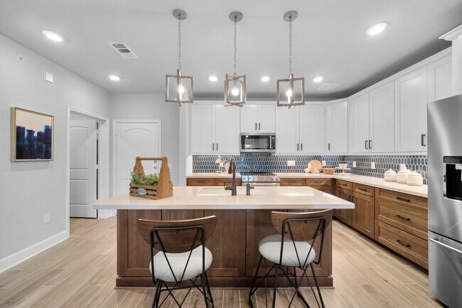 Gatherings at Westview, Clifton Plan unit 37364571, Houston, TX 77055 - photo 6