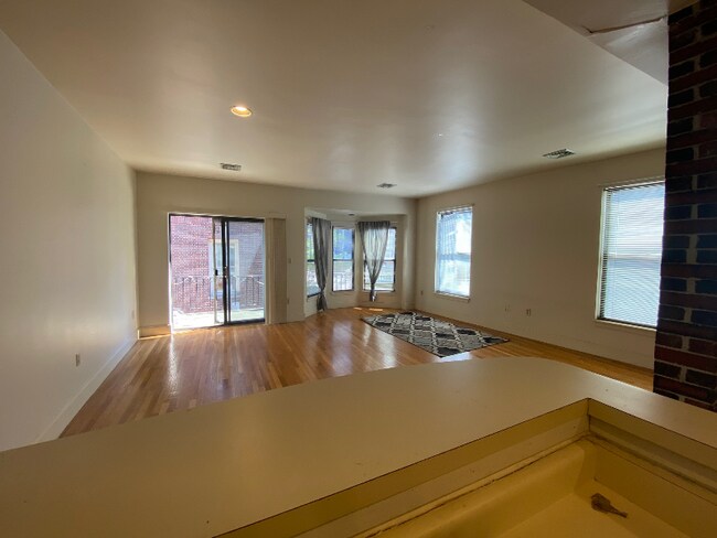 42 Worcester Square unit 6, Boston, MA 02118 - photo 4