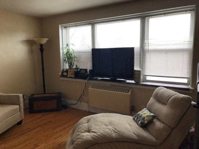 461 Arborway unit 2, Jamaica Plain, MA 02130 - photo 3