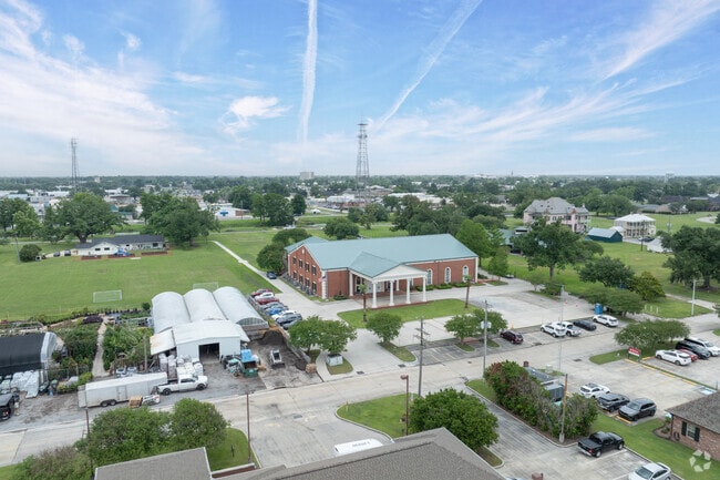 Messiah Montessori School is a private school serving pre-k, elementary, middle and high school students.