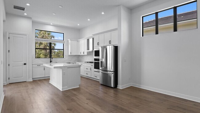 419 SE Via Sangro, Port Saint Lucie, FL 34952 - photo 5