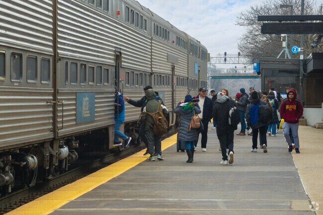 Watts residents can use the Metra to get downtown conveniently.