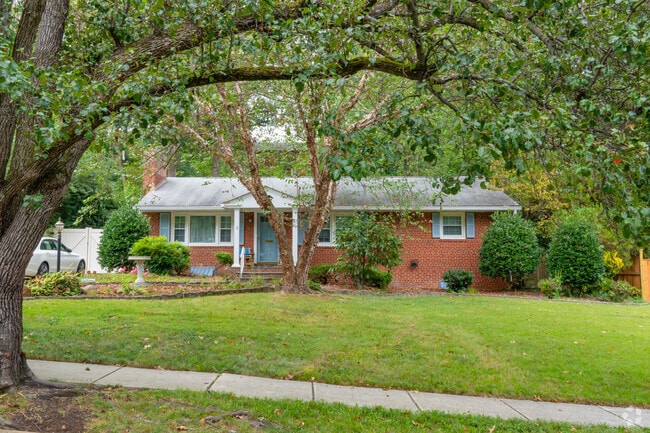 Classic comfort of ranch-style homes in Lincolnia Hills.