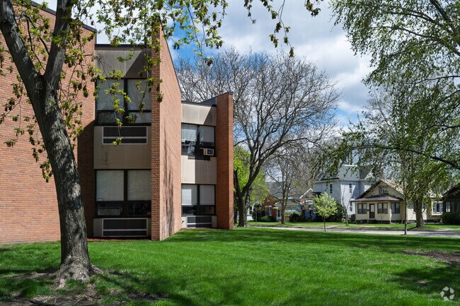 St. Joseph Cathedral School offers a Catholic education.