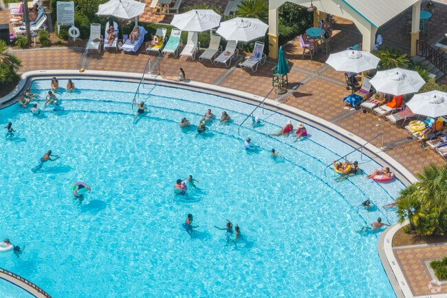 The Seacrest Pool Lagoon is very popular in Seacrest Beach.