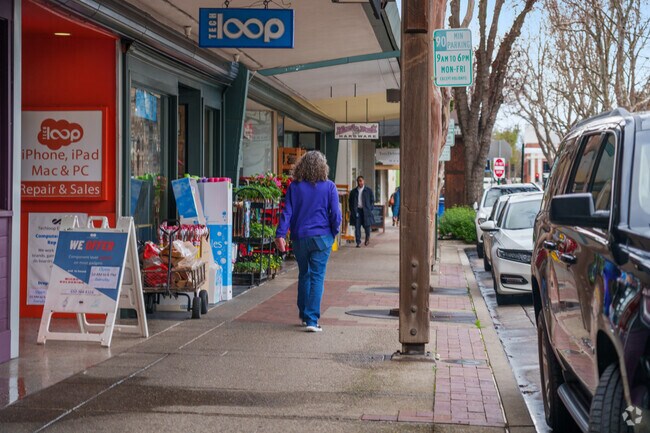 Strolling through Menlo Park's downtown scene near East Palo Alto.