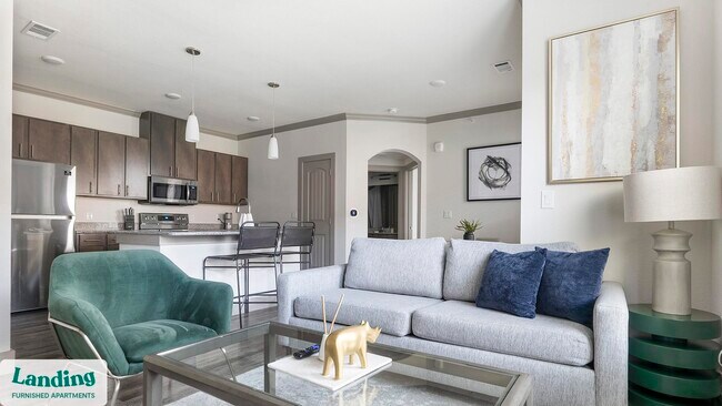 12500 Shadowglen Trace unit 11304.1408870, Manor, TX 78653 - photo 2