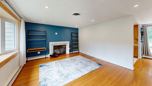 66 Wood St, Woburn, MA 01801 - photo 2