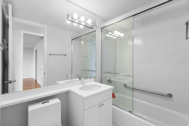 1344 N Dearborn St, Chicago, IL 60610 - photo 2