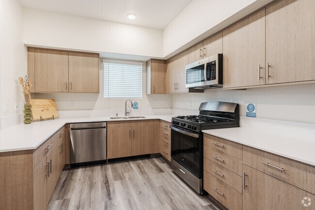 Grapevine Villa, Delano, CA 93215 - photo 7