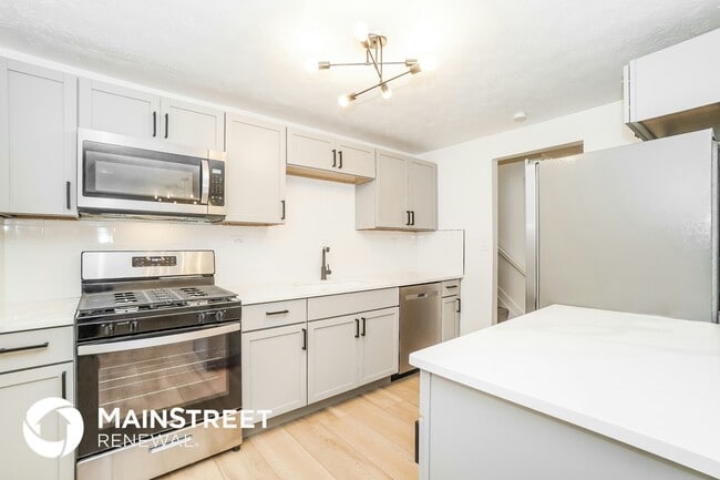 5411 Baynard Dr, Columbus, OH 43232 - photo 7