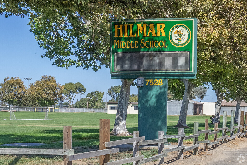 Welcome to Hilmar Middle School in Hilmar.
