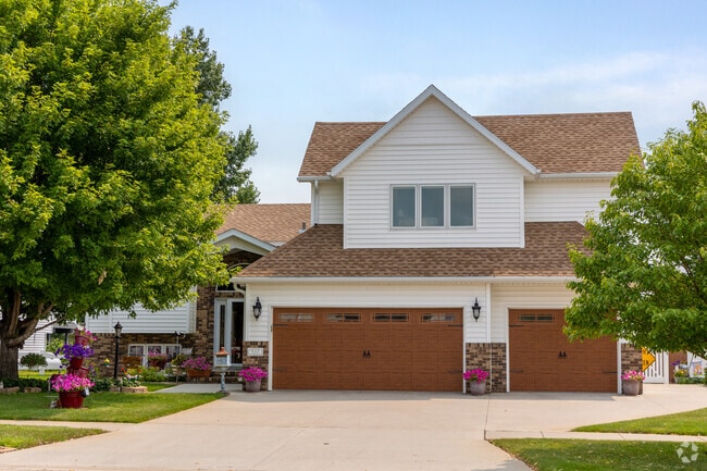 Westwynd residents meticulously maintain their landscaping.
