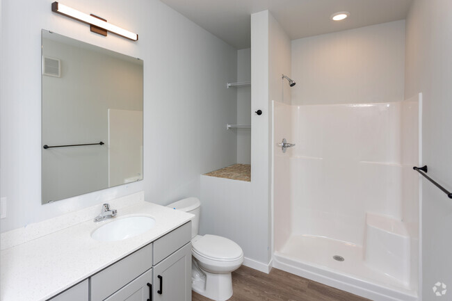 1BR, 1BA, Gunnar - 765SF - Bathroom