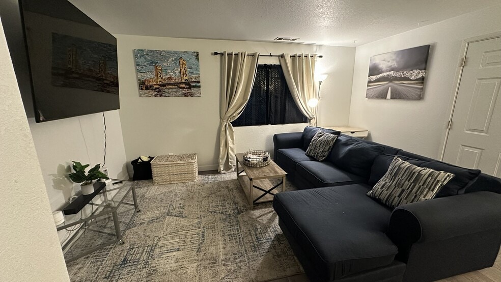 1503 El Monte Ave unit 1, Sacramento, CA 95815 - photo 1