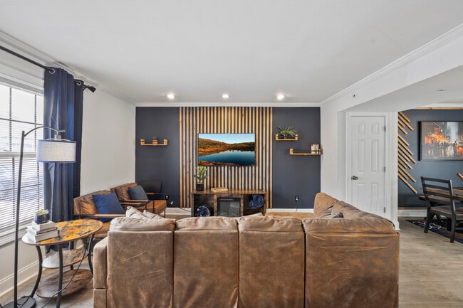 15 Villa Ct SE, Smyrna, GA 30080 - photo 2