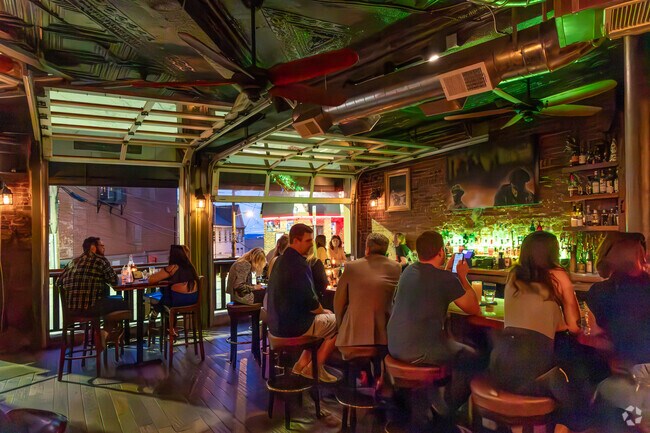 Get to The Summit in Mount Washington early to get a seat.