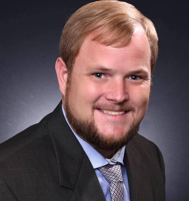 KEVIN MILLER