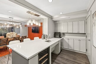 2000 N Adams St, Arlington, VA 22201