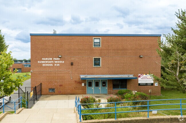 Children attend Harlem Park middle/elementary school #35.