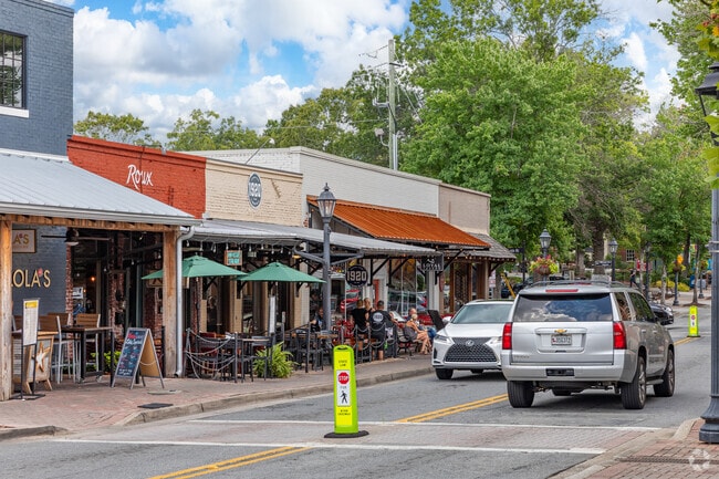 Canton Street in Roswell stays continuously busy regardless of the season.