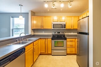 2222 Davenport St, Omaha, NE 68102