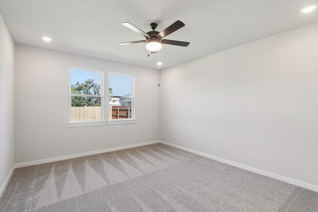 1204 Lavender Way, Georgetown, TX 78628 - photo 4