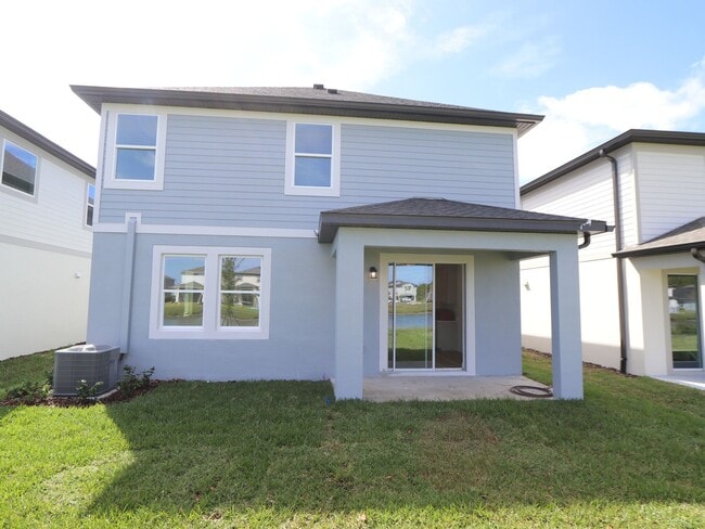 31297 Pendleton Landing Cir, Wesley Chapel, FL 33545 - photo 2