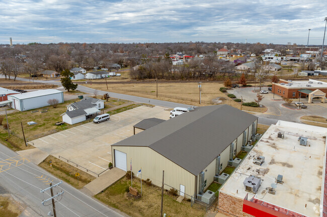 Bristow Christian Academy  challenges students by offering an all encompassing curriculum.