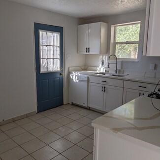 10225 4th St NW Unit 4th-D, Albuquerque, NM 87114