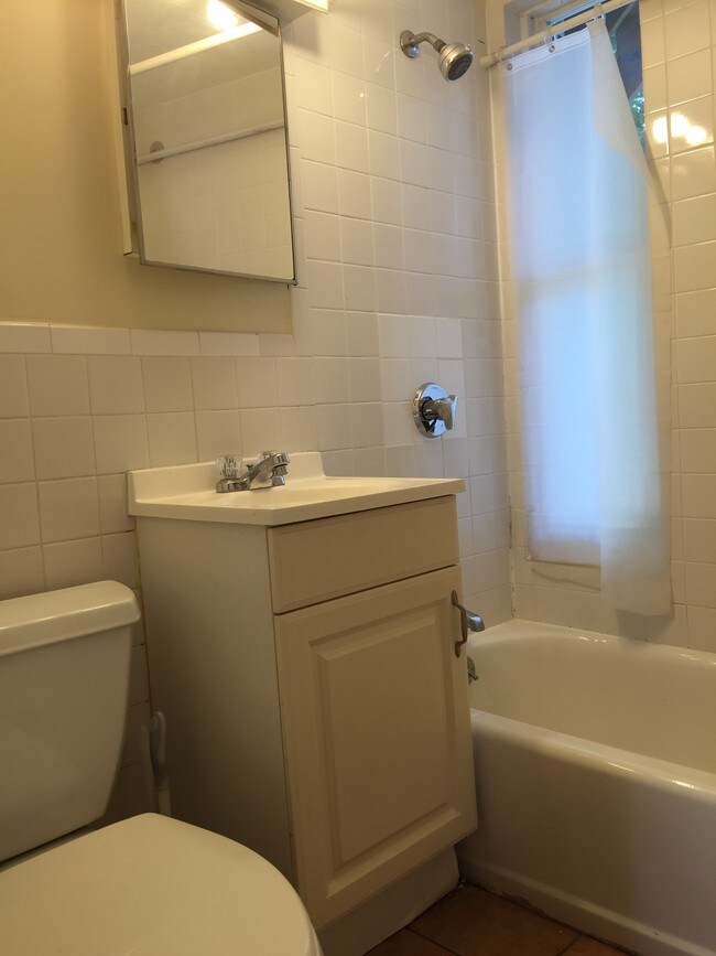 34 Pratt St unit 3, Allston, MA 02134 - photo 7