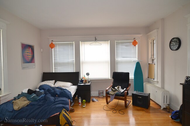 46 Hidden St unit 1, Providence, RI 02906 - photo 7