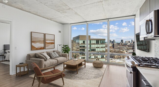 942 W Huron St unit 902, Chicago, IL 60642 - photo 2