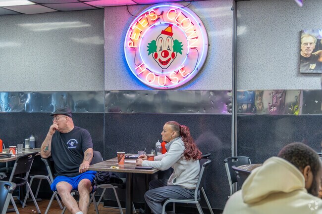 Petes Clown House is Juniata Parks favorite breakfast spot.