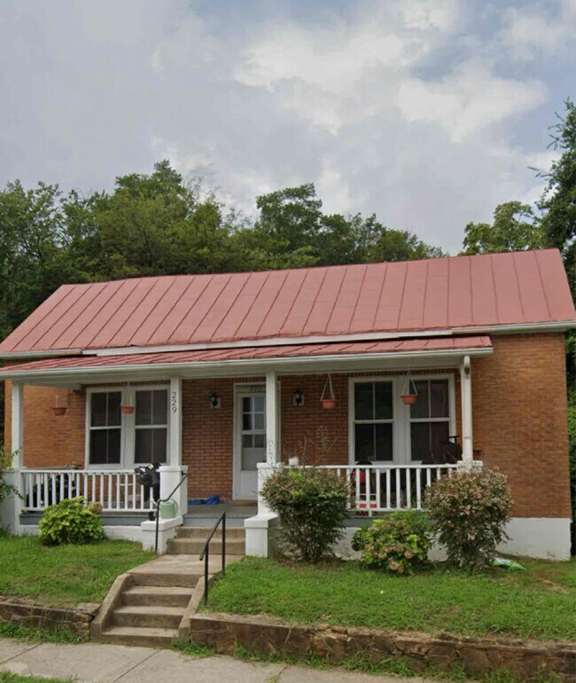 229 Holbrook St, Danville, VA 24541