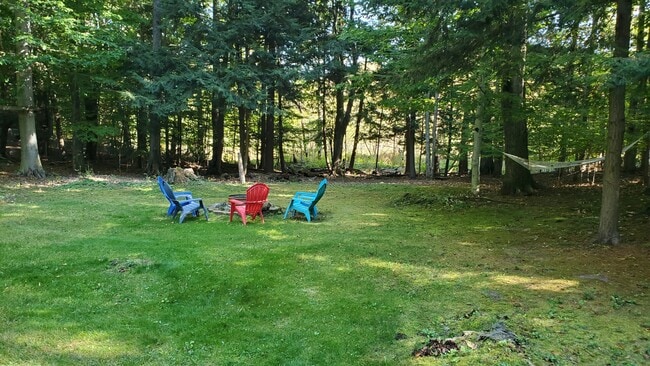 7967 Sunset Dr, Traverse City, MI 49685 - photo 6