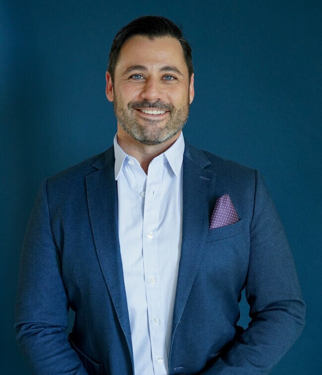 Adam Umina