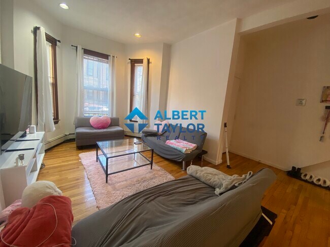 14 Wigglesworth St unit 2, Roxbury Crossing, MA 02120 - photo 3