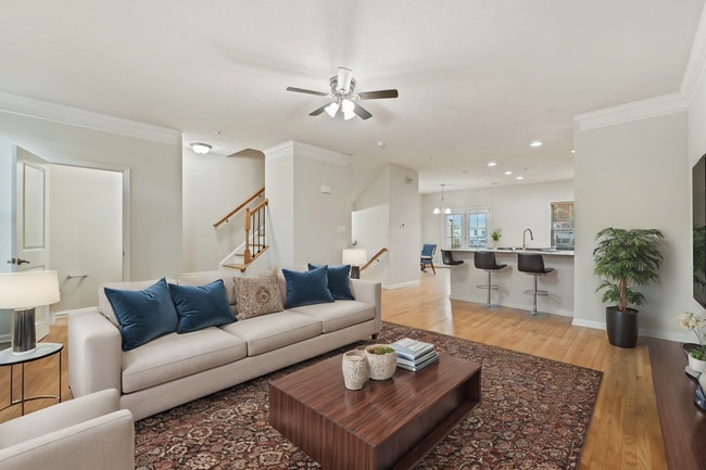 407 Fairmont Dr, Wexford, PA 15090 - photo 2