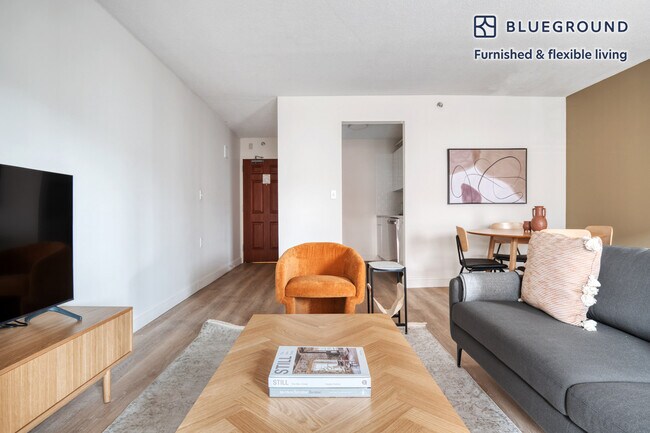 270 Babcock St unit FL1-ID823, Boston, MA 02215 - photo 3