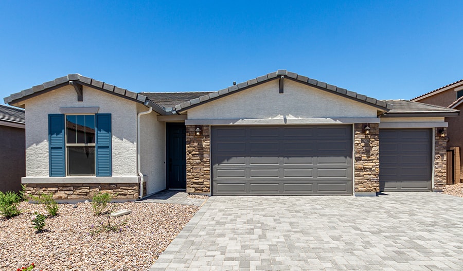 18204 W Hess St, Goodyear, AZ 85338 - photo 1