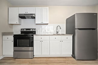 8 S Reed Ave, Mobile, AL 36604