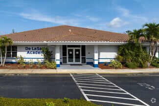 De LaSalle Academy of Fort Myers