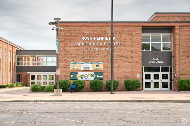 Main entrance to Rush Henrietta Senior High School.