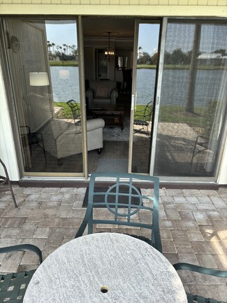 29147 Bay Hollow Dr Unit 3279, Zephyrhills, FL 33543