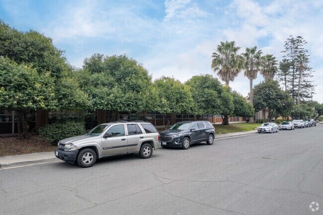 St. Raphael School is conveniently located with plenty of space to drop off and pick up.