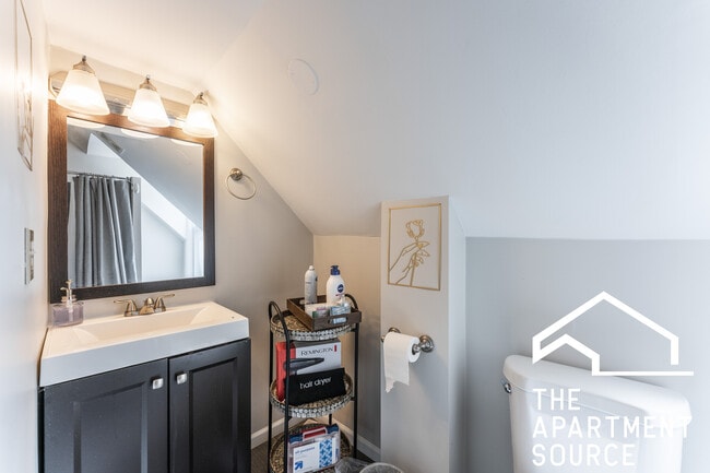 1448 W Fletcher St unit 1R, Chicago, IL 60657 - photo 6