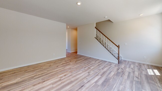 4227 S New Hope Rd unit 10, Gastonia, NC 28056 - photo 2