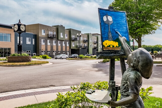 Public art around Linden Square enlivens the Gladstone neighborhood.