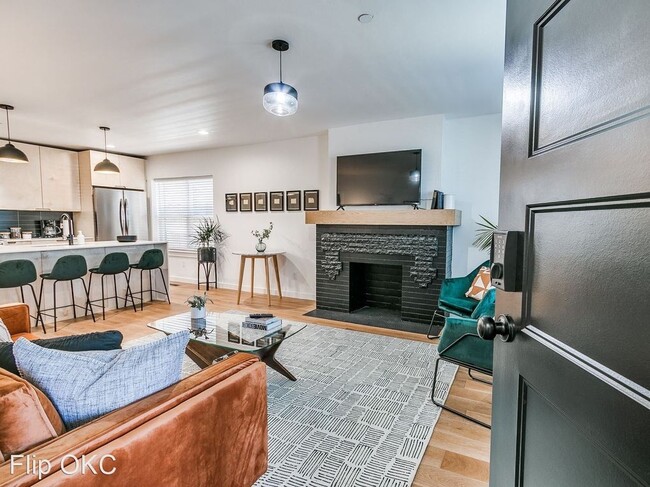808 NW 23rd St unit 1, Oklahoma City, OK 73106 - photo 7